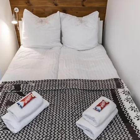 Na Cyrhli Z Tarasem Apartment
